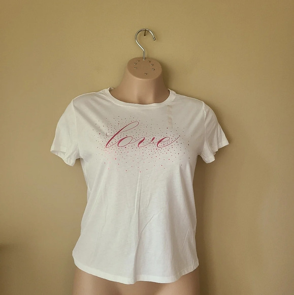 Victoria's Secret Tops - NWT Victoria's Secret white t-shirt size M